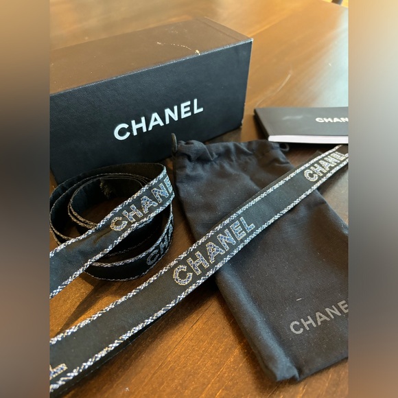 CHANEL Accessories - Chanel box, two ribbons, soft sunglasses case, informational booklet